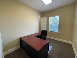 624 Midflorida Dr, Lakeland, FL à louer Photo intérieure– Image 1 sur 1