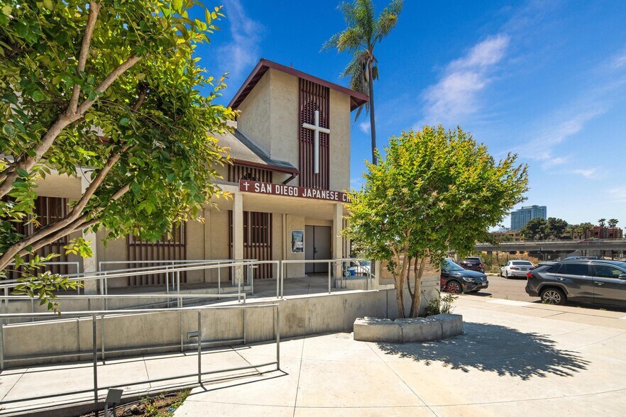 1920 E St, San Diego, CA à vendre - Photo de l’immeuble – Image 2 sur 20