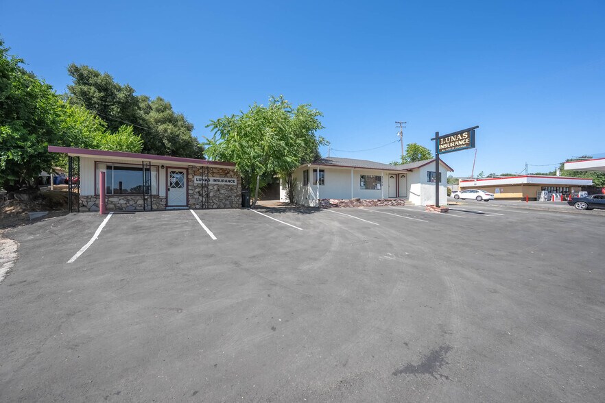 4590 Frye, Clearlake, CA à vendre - Photo de l’immeuble – Image 1 sur 13