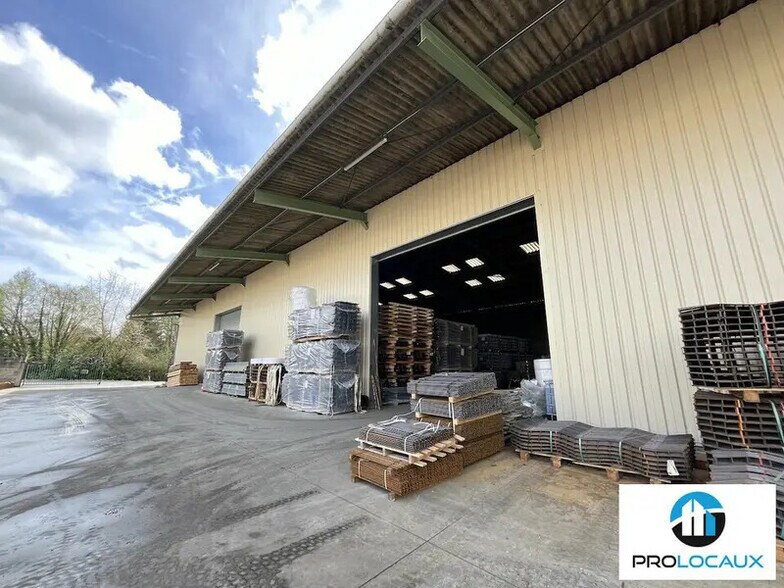 Industriel/Logistique dans Roye à louer - Photo de l’immeuble – Image 3 sur 9