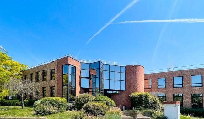 Plus de détails pour 23 Rue Du Saule Trapu, Massy - Bureau, Local d'activités à louer