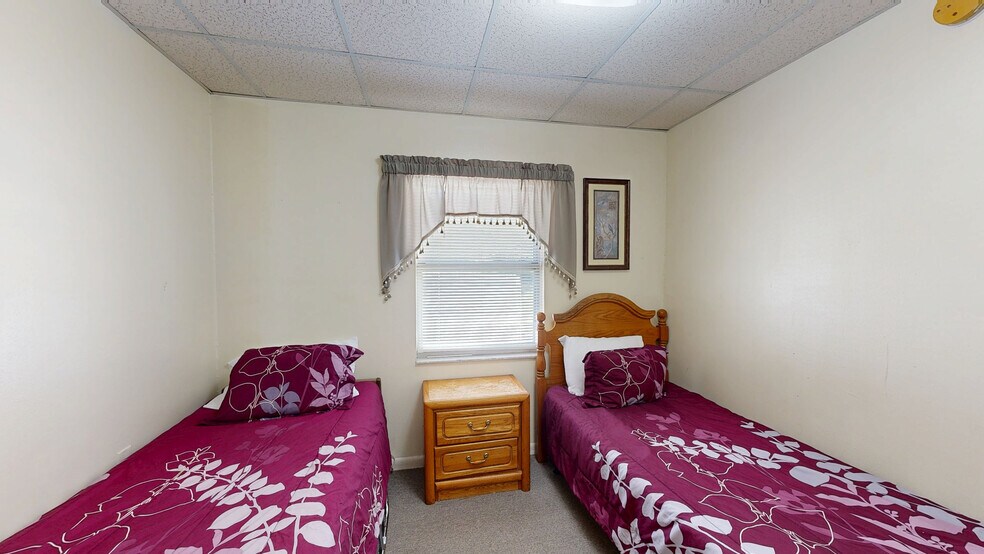 55-Beds Income-Producing Assisted Living portefeuille de 3 biens à vendre sur LoopNet.fr - Numérisation 3D Matterport – Image 3 sur 37