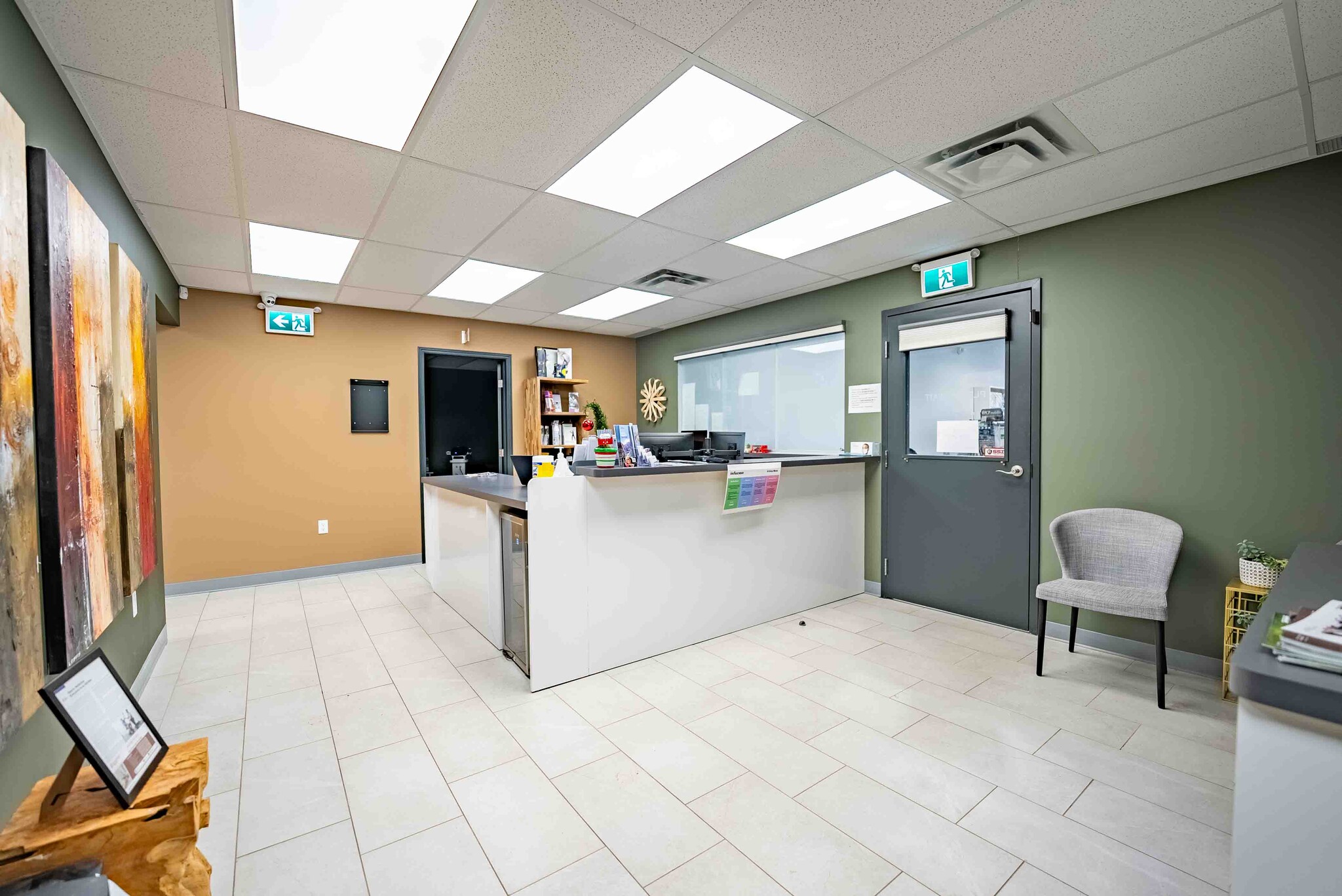 1534-1540 Lasalle Blvd, Sudbury, ON à louer Photo de l’immeuble– Image 1 sur 10