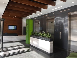 Plus de détails pour 675 Massachusetts Ave, Cambridge, MA - Bureau à louer