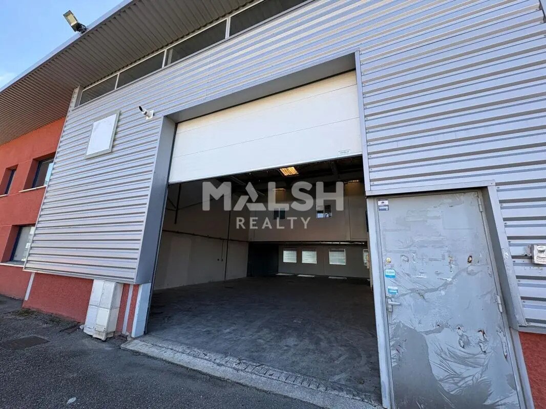 Local d’activités dans Brignais à louer Photo de l’immeuble– Image 1 sur 7