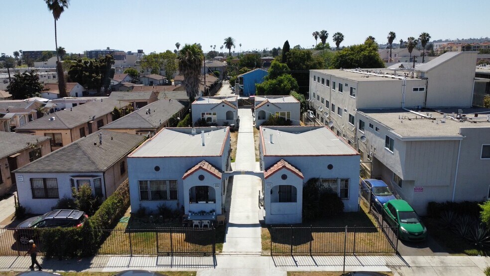 6333 8th Ave, Los Angeles, CA à vendre - Photo de l’immeuble – Image 2 sur 16