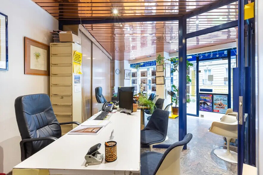 Bureau dans Paris à louer - Photo de l’immeuble – Image 2 sur 10
