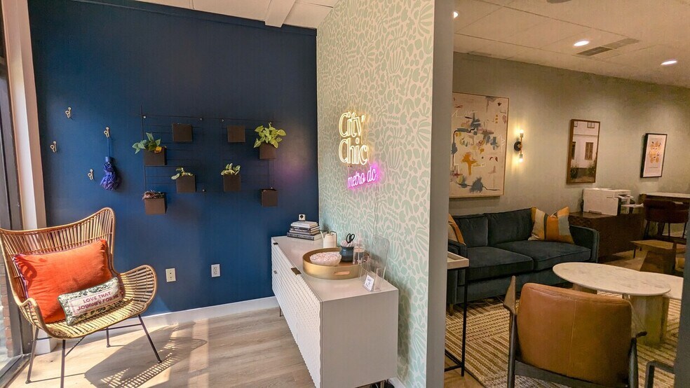 4801 Wisconsin Ave NW, Washington, DC à vendre - Photo de l’immeuble – Image 2 sur 14