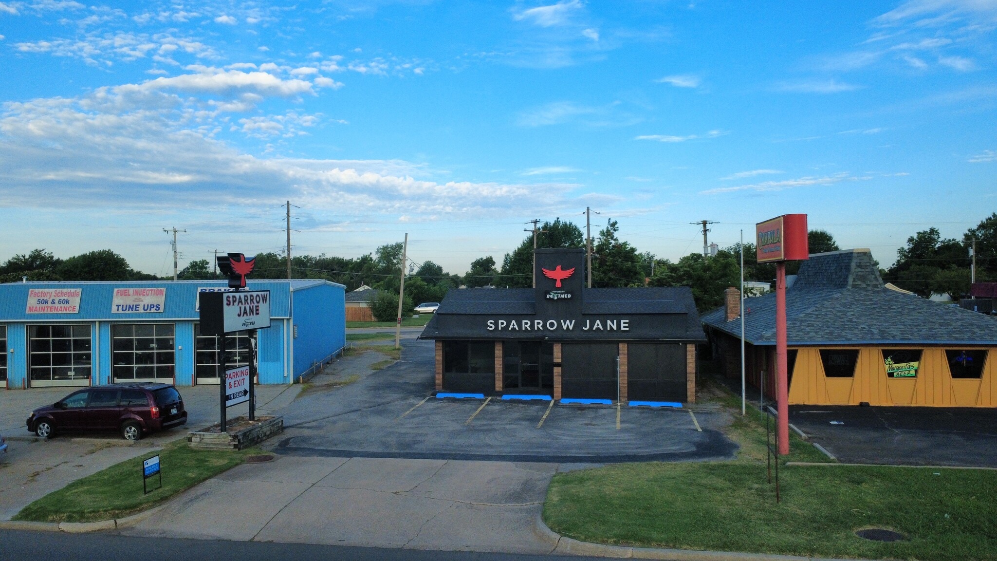 7727 N May Ave, Oklahoma City, OK à louer Photo de l’immeuble– Image 1 sur 8