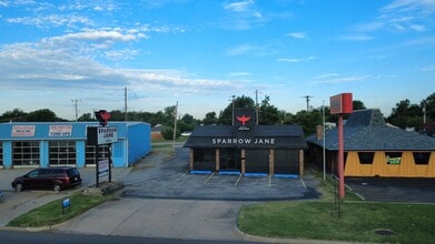 7727 N May Ave, Oklahoma City, OK à louer Photo de l’immeuble– Image 1 sur 8