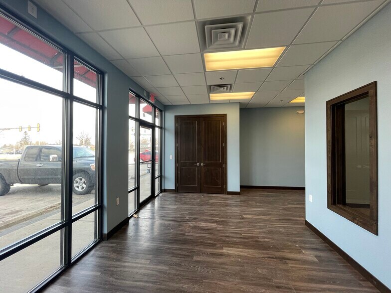 1315 Haines Ave, Rapid City, SD à louer - Photo de l’immeuble – Image 2 sur 10