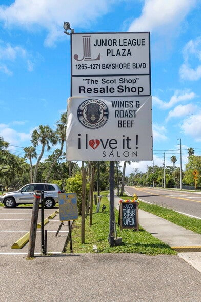 1265-1271 Bayshore Blvd, Dunedin, FL à vendre - Photo de l’immeuble – Image 2 sur 100