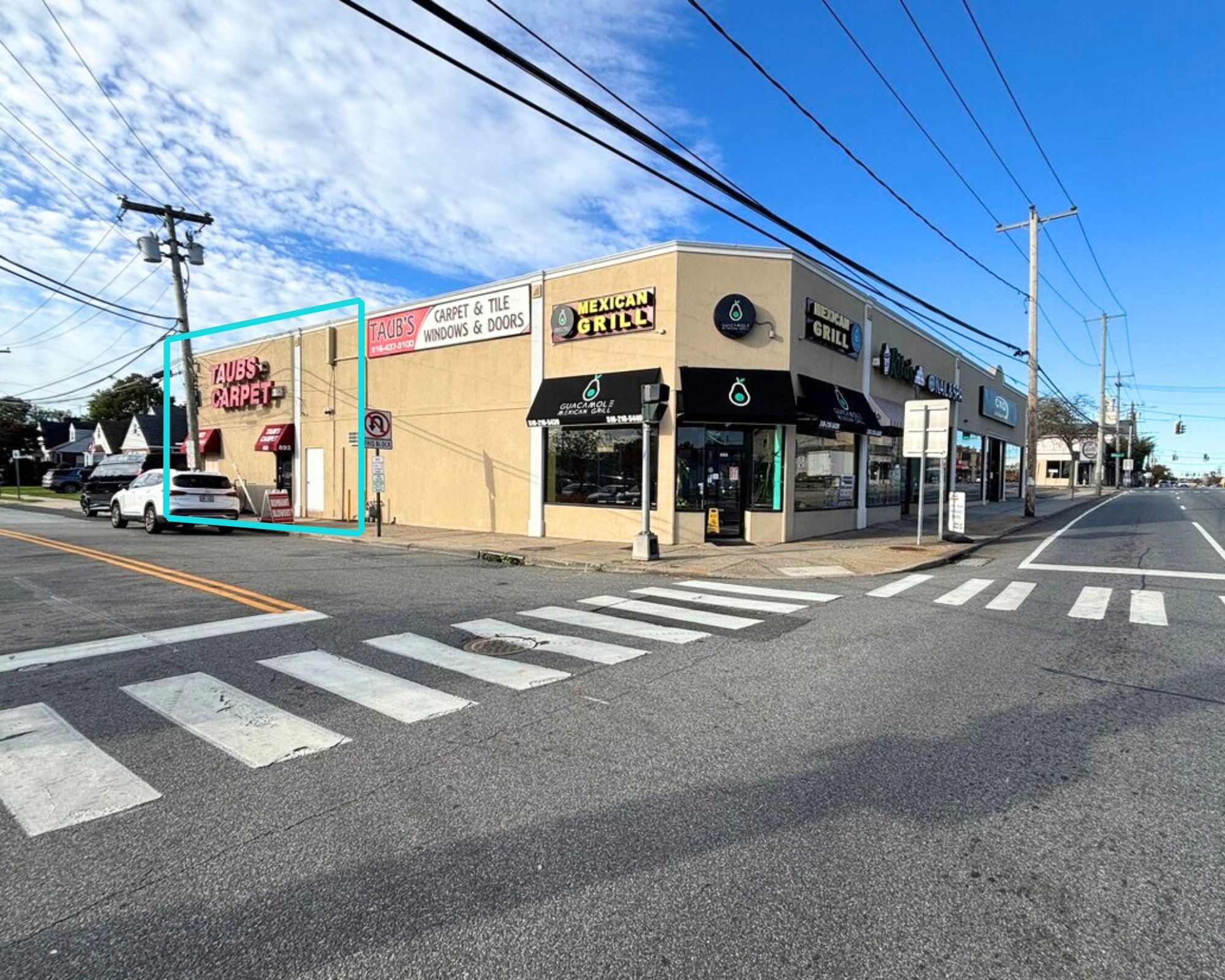 885-893 Hempstead Tpke, Franklin Square, NY à louer Photo principale– Image 1 sur 5