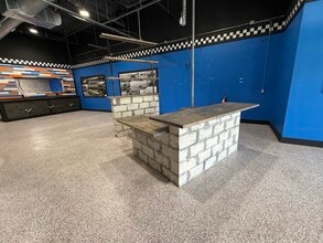 1173 W International Speedway Blvd, Daytona Beach, FL à louer Photo intérieure– Image 2 sur 8