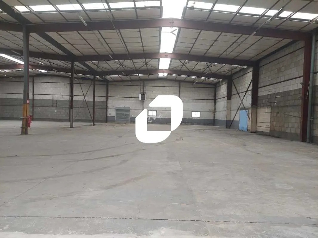 Bureau dans Plaisir à louer Photo intérieure– Image 1 sur 12