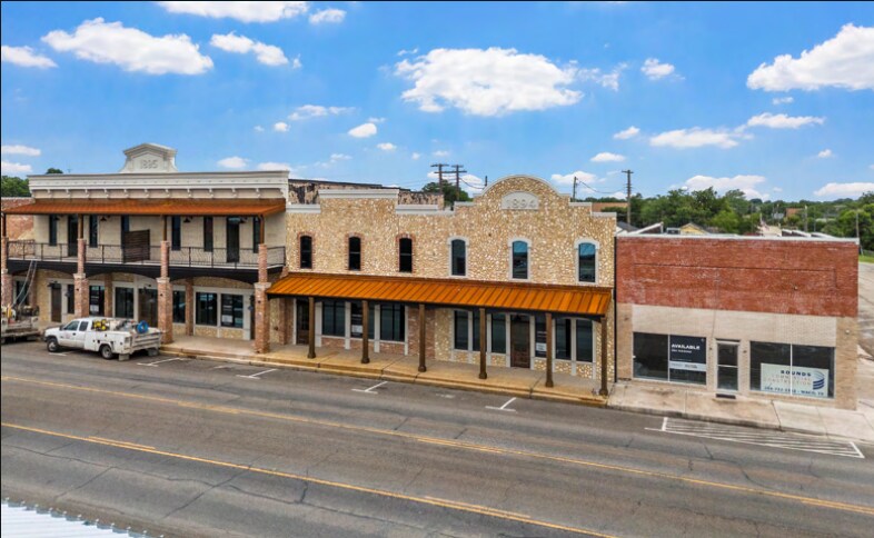 201-213 S Main St, McGregor, TX à louer - Photo de l’immeuble – Image 3 sur 5