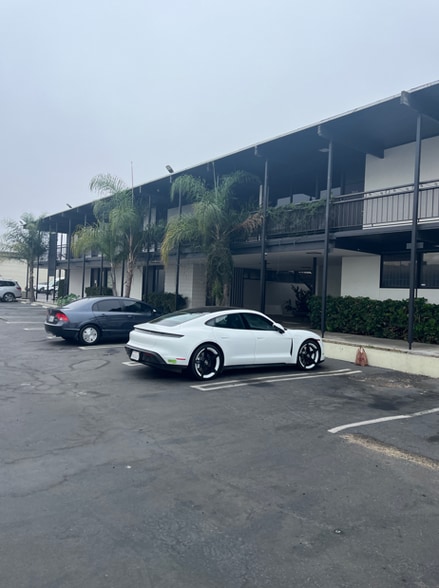 16020 S Western Ave, Gardena, CA à louer - Photo de l’immeuble – Image 3 sur 10