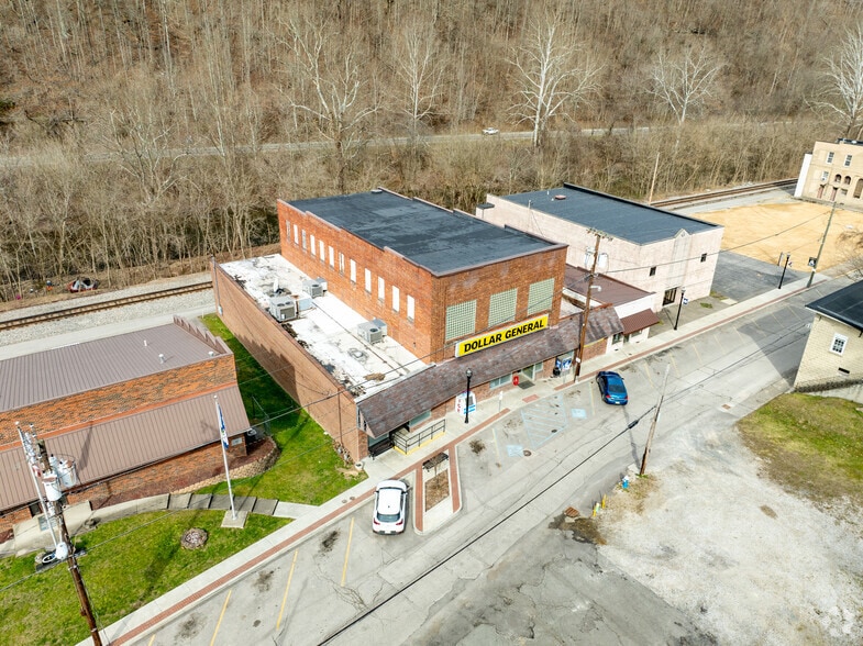 421 Main St, Madison, WV à vendre - Aérien – Image 3 sur 29
