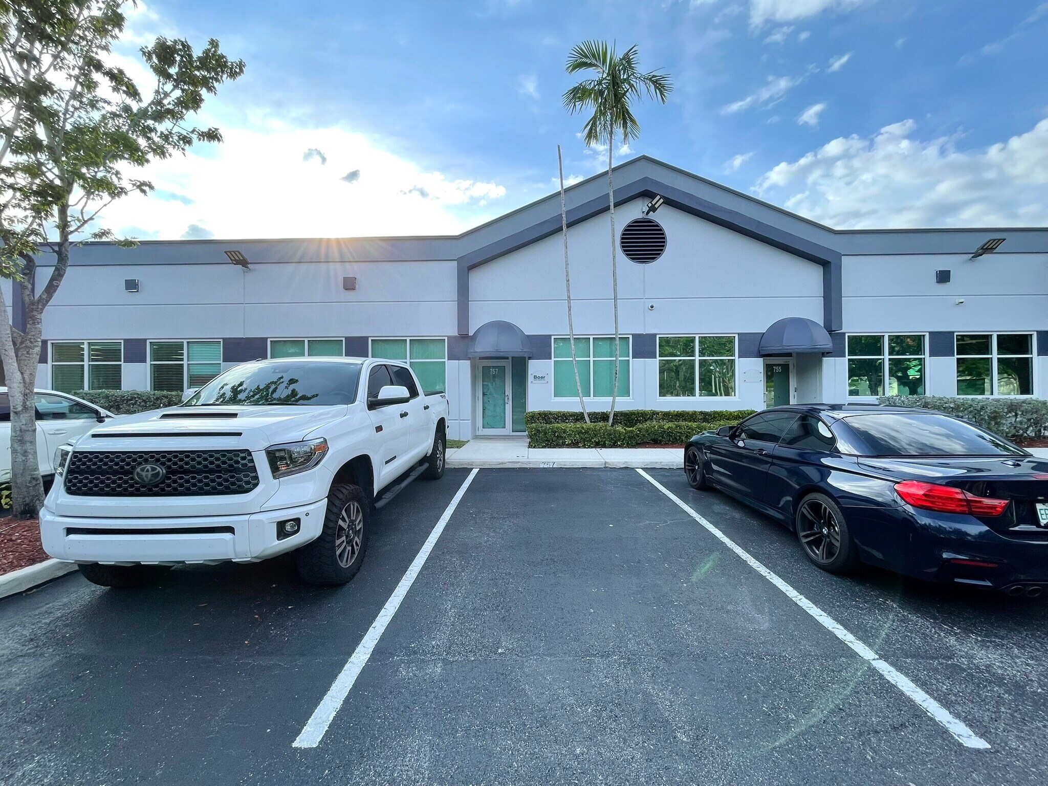 757 Shotgun Rd, Sunrise, FL à louer Photo de l’immeuble– Image 1 sur 45