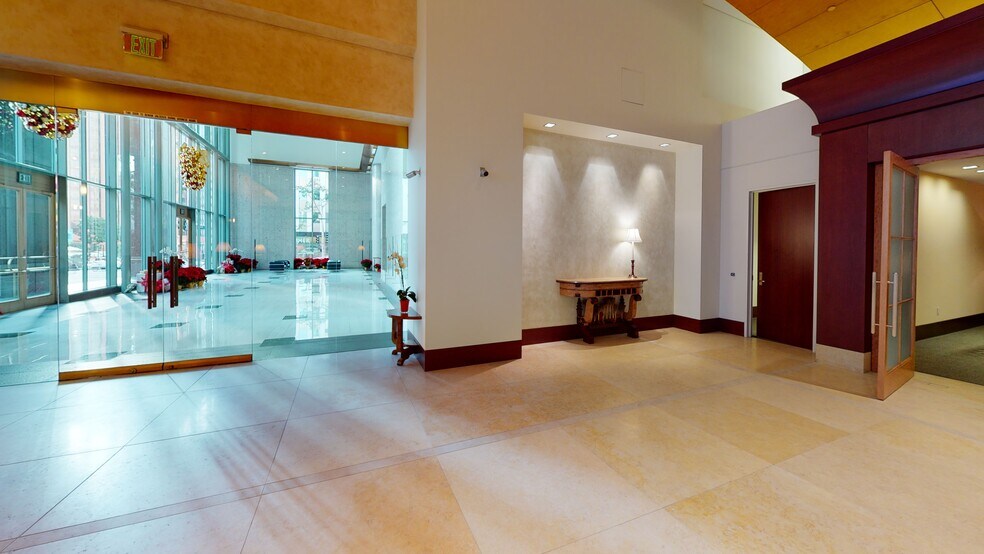 10877 Wilshire Blvd, Los Angeles, CA à louer - Photo intérieure – Image 3 sur 10