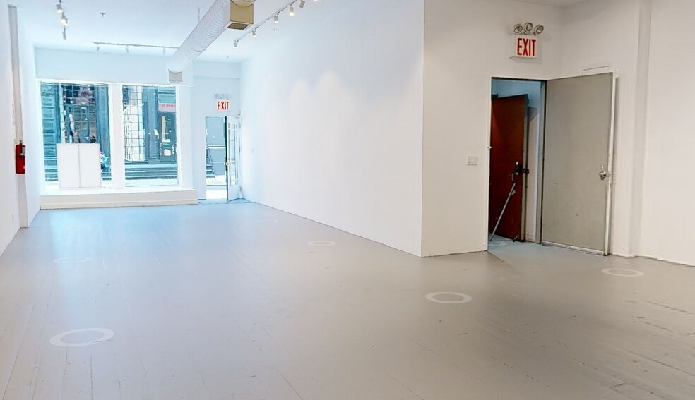 25 Howard St, New York, NY à louer - Numérisation 3D Matterport – Image 2 sur 6
