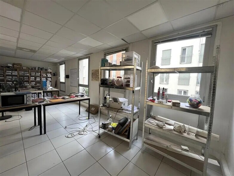 Bureau dans Paris à louer - Photo de l’immeuble – Image 2 sur 8