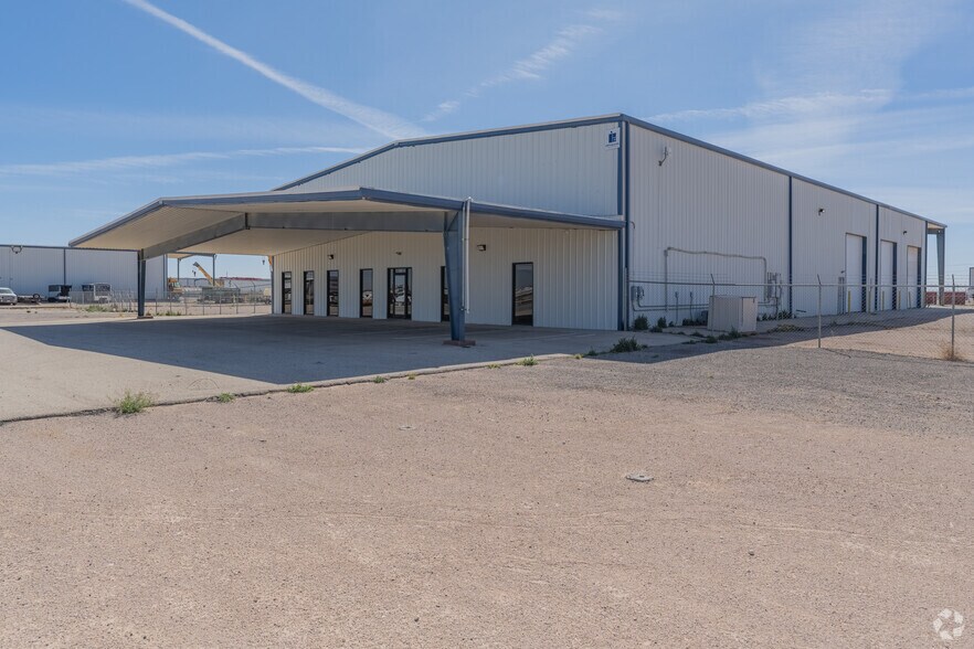 8511 W Interstate 20, Midland, TX à louer - Photo de l’immeuble – Image 3 sur 24