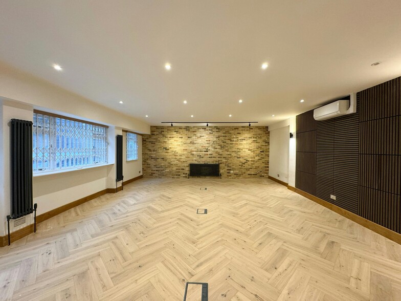 6 Grafton Mews, Londres à louer - Photo de l’immeuble – Image 2 sur 5