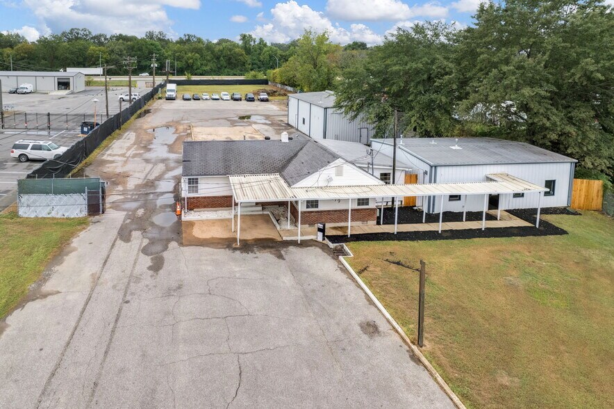 5079 Old Summer Rd, Memphis, TN à vendre - Photo de l’immeuble – Image 1 sur 36