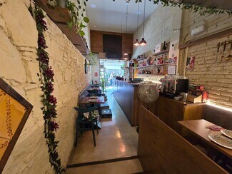 Plus de détails pour Local commercial à louer