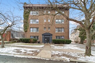 Plus de détails pour 1690 Eddington Rd, Cleveland Heights, OH - Logement à vendre