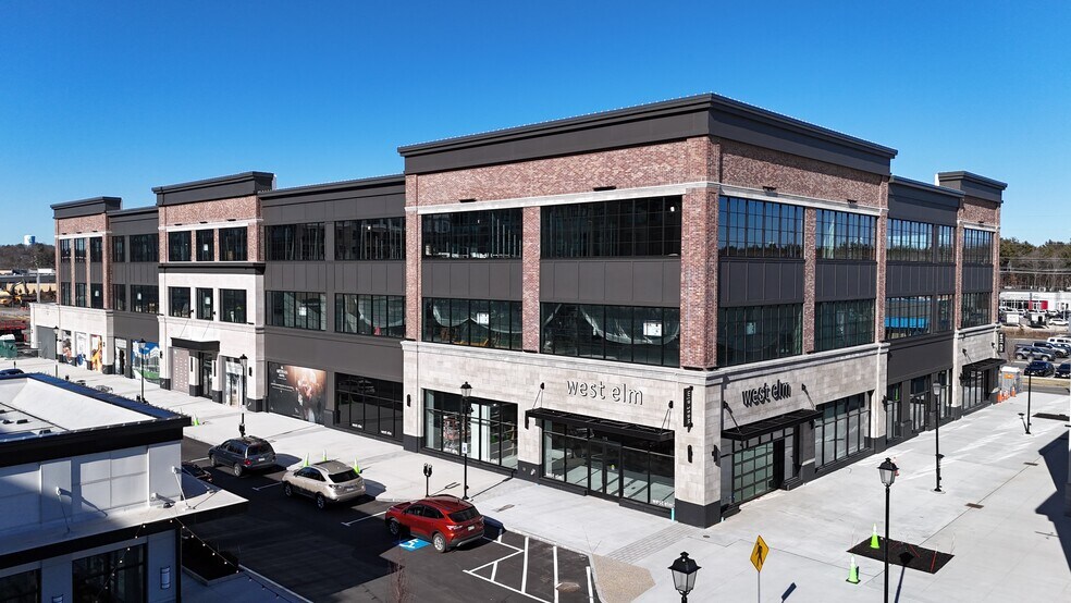 16 Via Toscana, Salem, NH à louer - Photo de l’immeuble – Image 1 sur 1