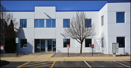 2600 Beverly Dr, Aurora, IL à louer Photo intérieure– Image 1 sur 2