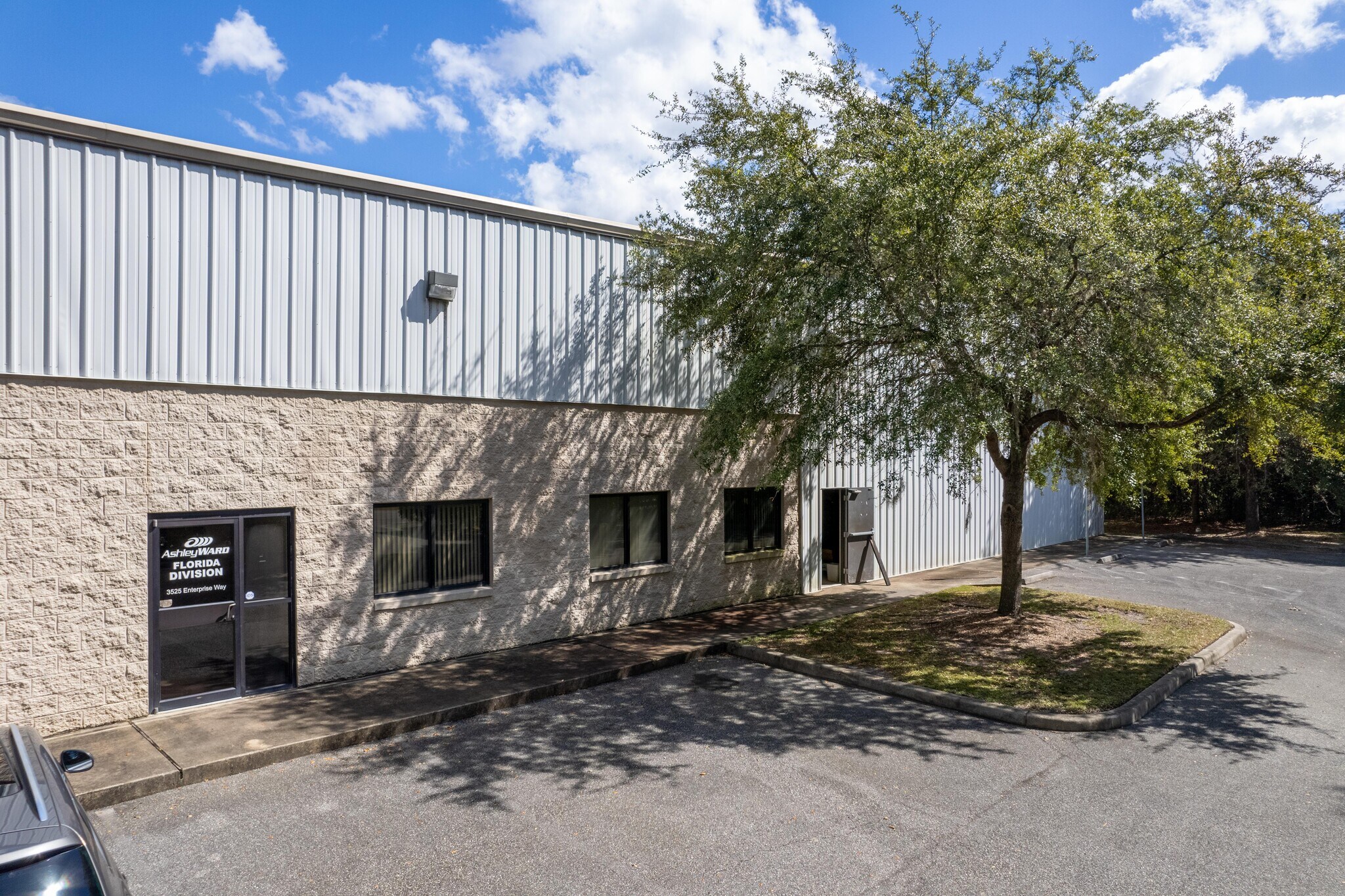 3525 Enterprise Way, Green Cove Springs, FL à louer Photo de l’immeuble– Image 1 sur 18