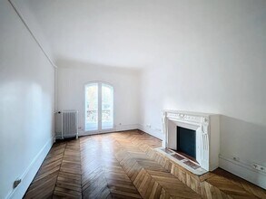 Bureau dans Paris à louer Photo intérieure– Image 1 sur 4