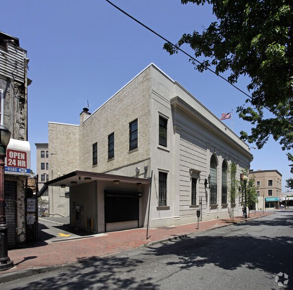 81 Water St, Staten Island, NY à louer - Photo de l’immeuble – Image 2 sur 2