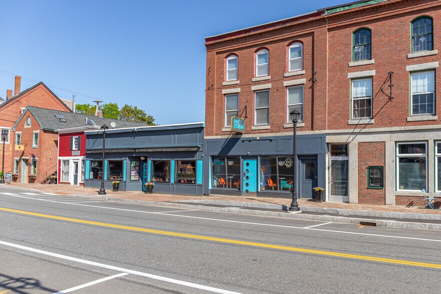 25-27 E Main St, Searsport, ME à vendre - Photo de l’immeuble – Image 2 sur 20