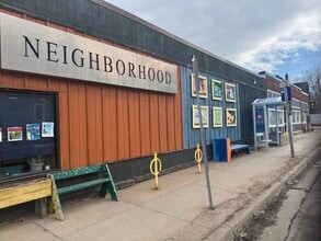 1828-1832 E 35th St, Minneapolis, MN à louer Photo de l’immeuble– Image 2 sur 12