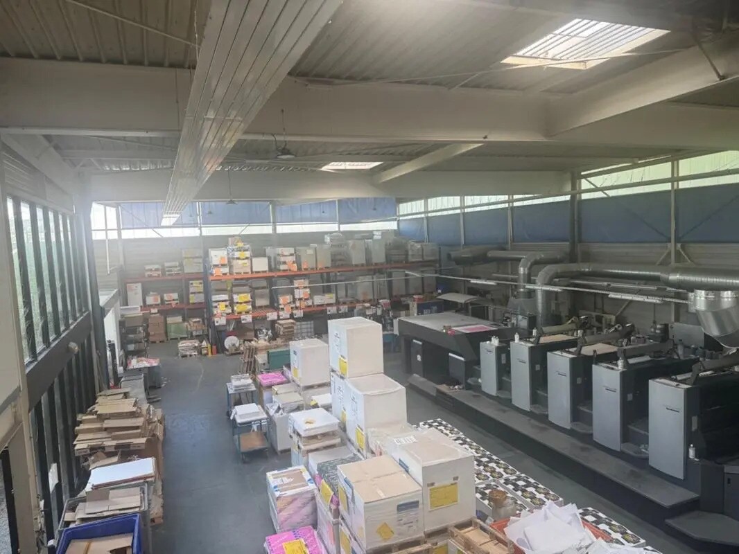 Local d'activités dans Champigny-sur-Marne à vendre Photo intérieure– Image 1 sur 8