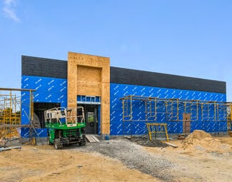 Plus de détails pour 5151 Sunrise Hwy, Bohemia, NY - Local commercial à vendre