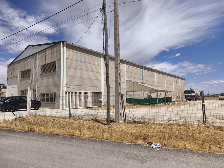 Industriel/Logistique dans Muñopepe, Ávila à vendre - Photo de l’immeuble – Image 3 sur 6