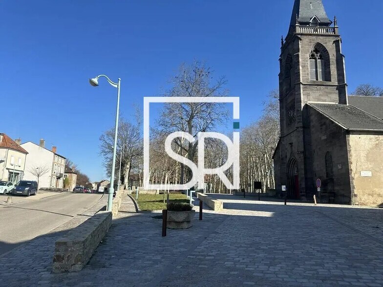 42 Rue Du Commerce, Randan à louer - Photo de l’immeuble – Image 2 sur 10