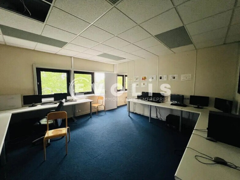 Bureau dans Lognes à louer - Photo intérieure – Image 3 sur 5