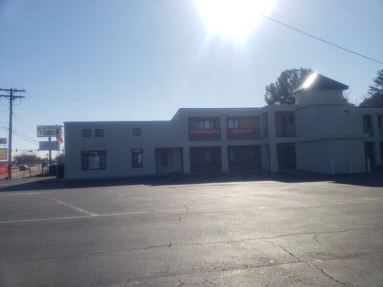 21945 Three Notch Rd, Lexington Park, MD à louer - Photo de l’immeuble – Image 3 sur 23