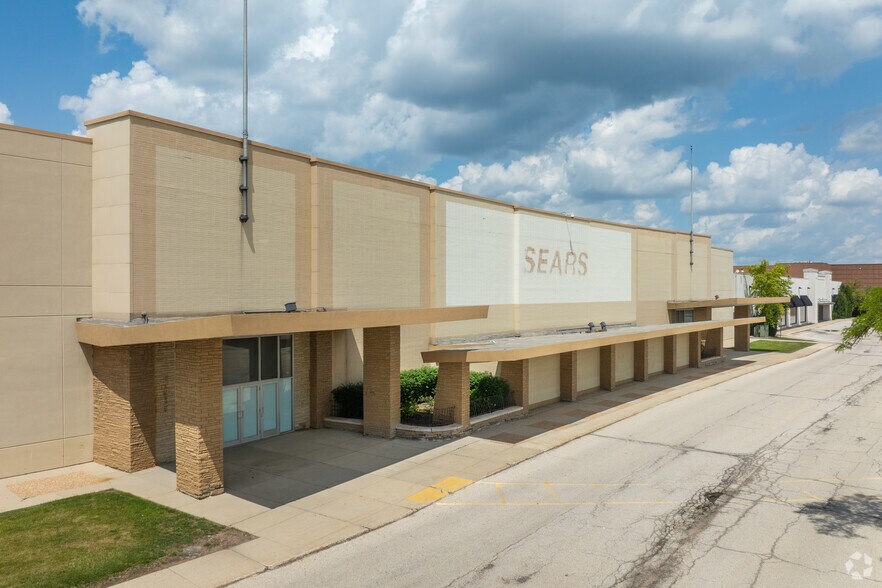 400 Golf Mill Ctr, Niles, IL à vendre - Photo principale – Image 1 sur 4