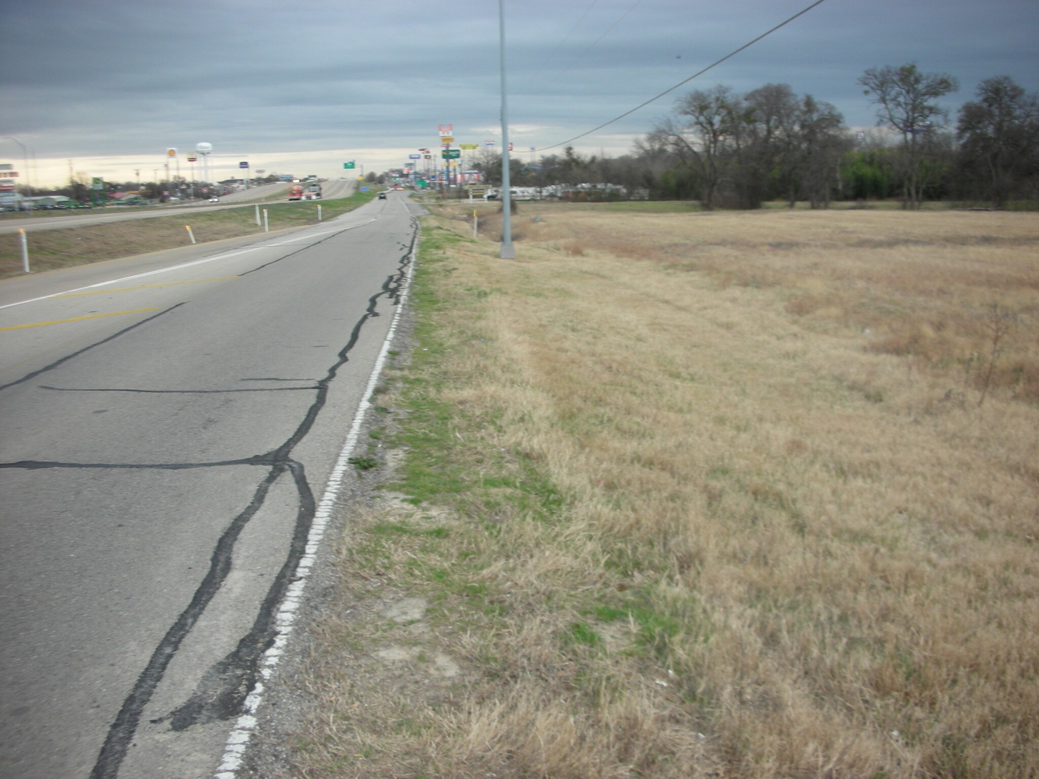 731 N I-45, Ennis, TX à vendre Photo de l’immeuble– Image 1 sur 4