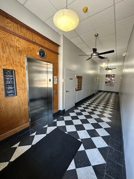 419 W Broadway St, Muskogee, OK à vendre - Photo de l’immeuble – Image 3 sur 19