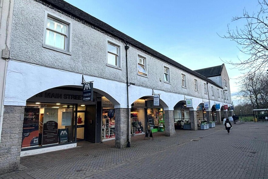 13-25 Main St, Milngavie à vendre - Photo de l’immeuble – Image 2 sur 2