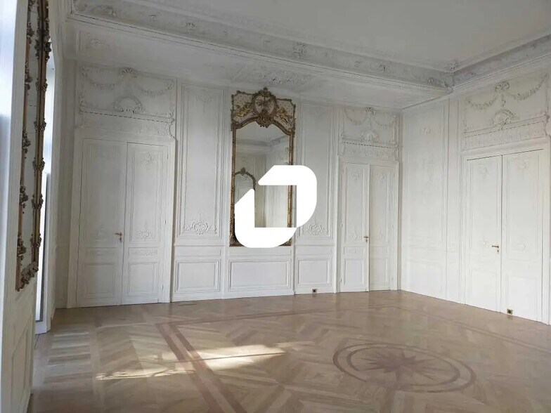 Bureau dans Bordeaux à louer - Photo de l’immeuble – Image 3 sur 9