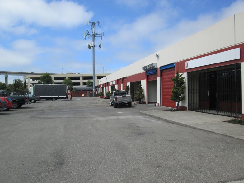 1555 Park Ave, Emeryville, CA à louer - Photo de l’immeuble – Image 2 sur 2